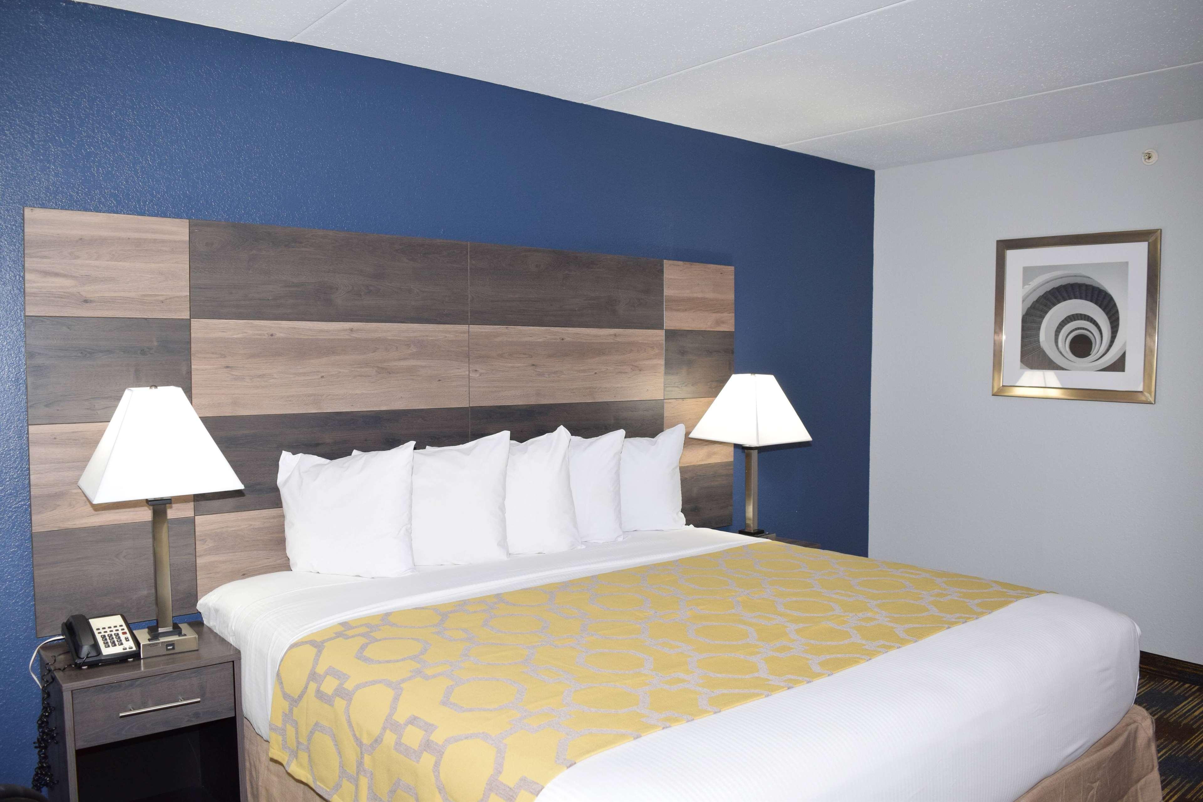 Hotel Baymont By Wyndham - Chicago - Addison - O'Hare Zewnętrze zdjęcie