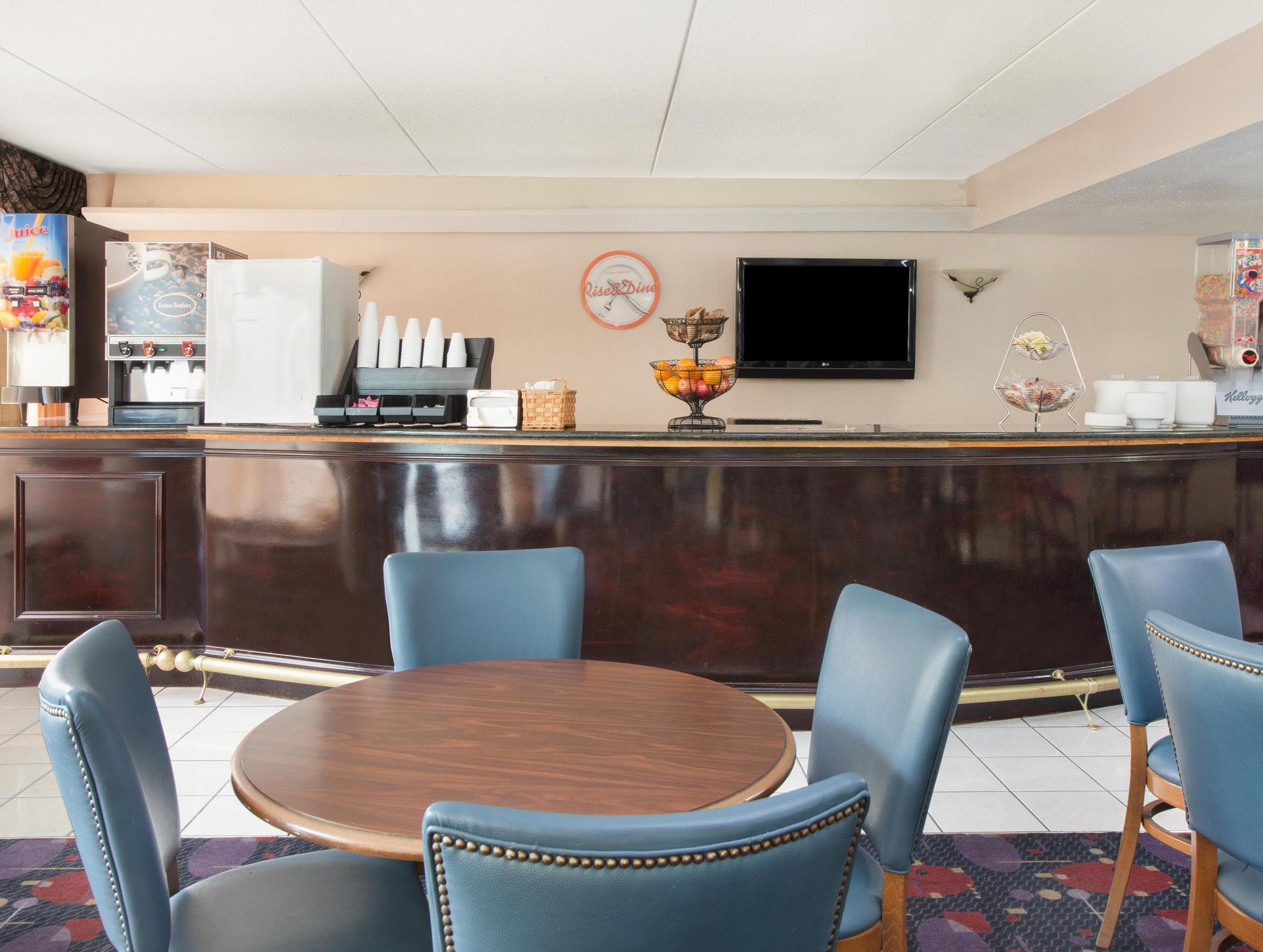 Hotel Baymont By Wyndham - Chicago - Addison - O'Hare Zewnętrze zdjęcie